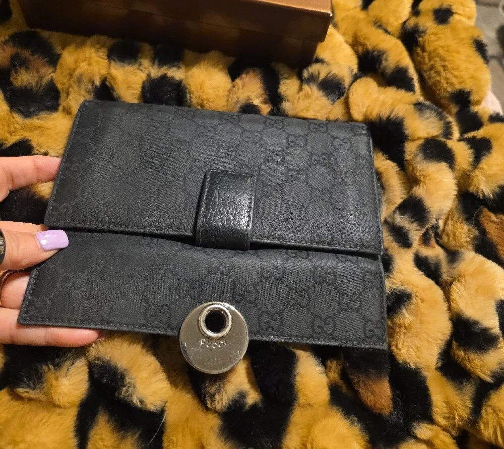 Gucci classic continental